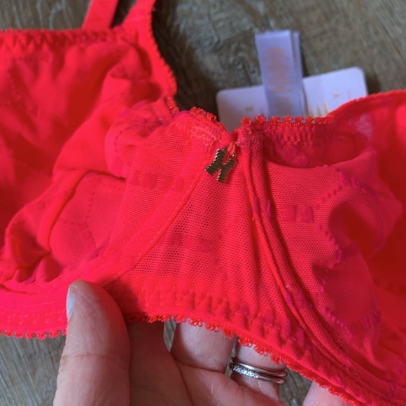 NEW bras Savage Fenty Lingerie by Rihanna size 32 DDD - Picture 6 of 8